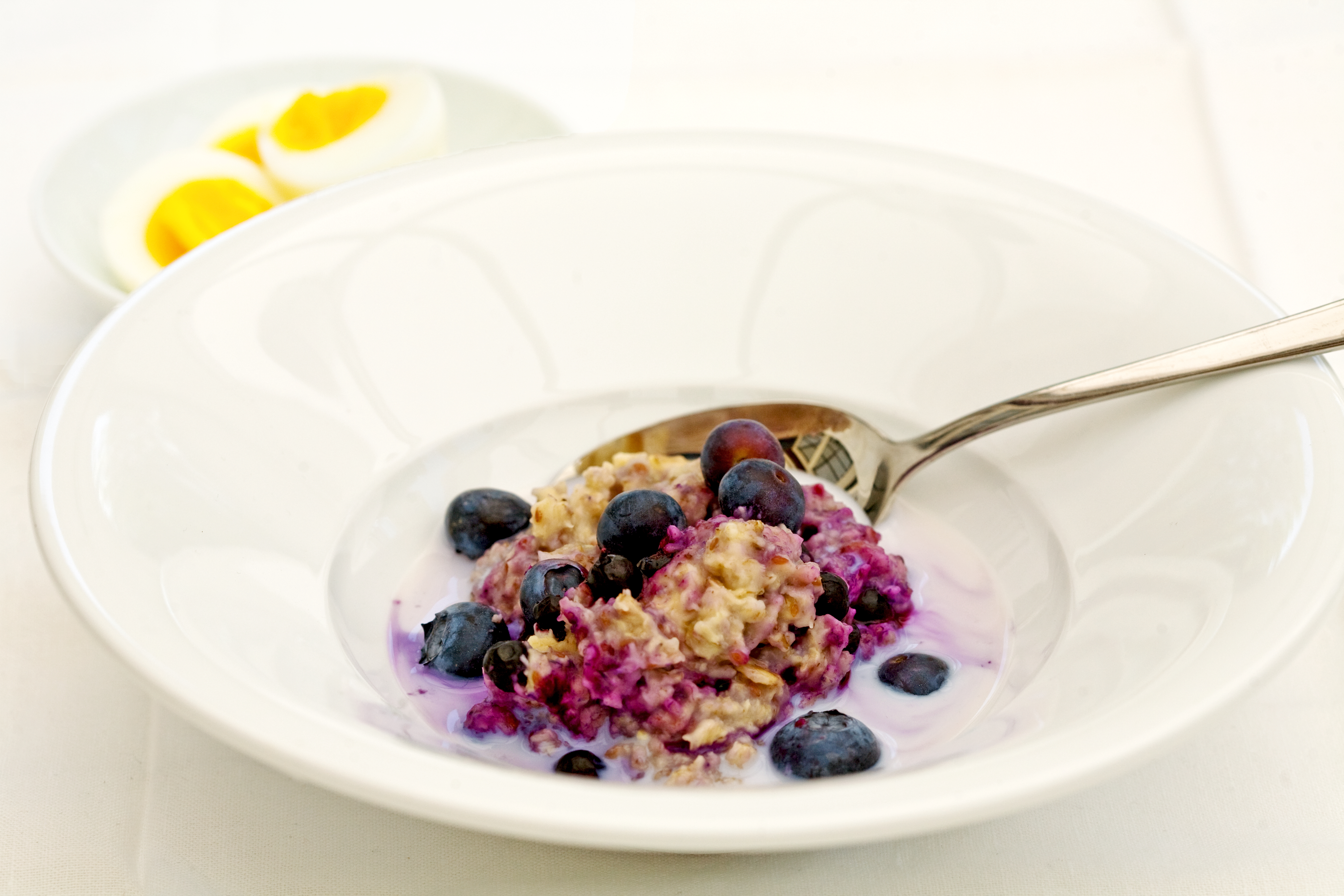 Havregrynsgröt med vanilj och blåbär