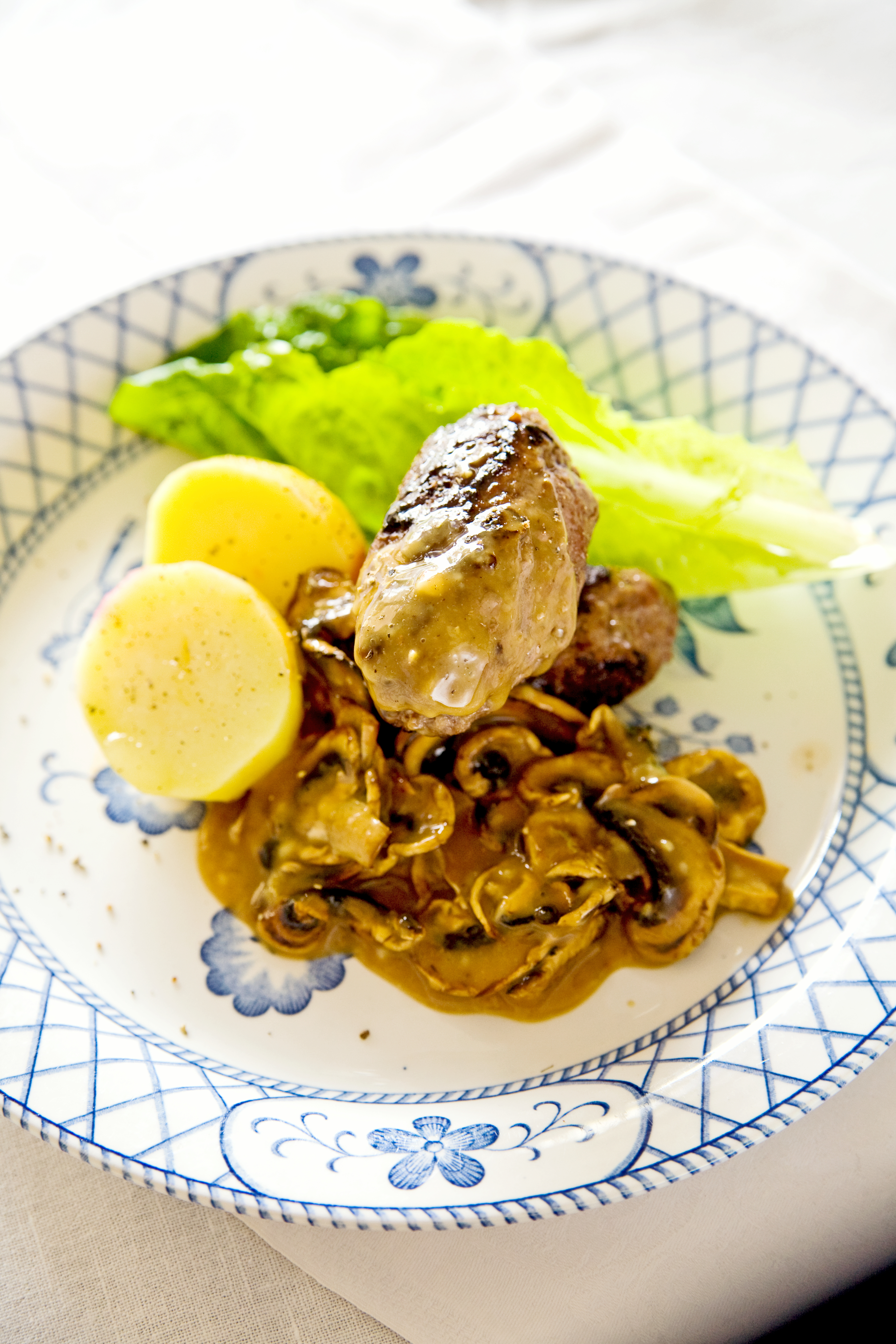 Järpar med svampsås